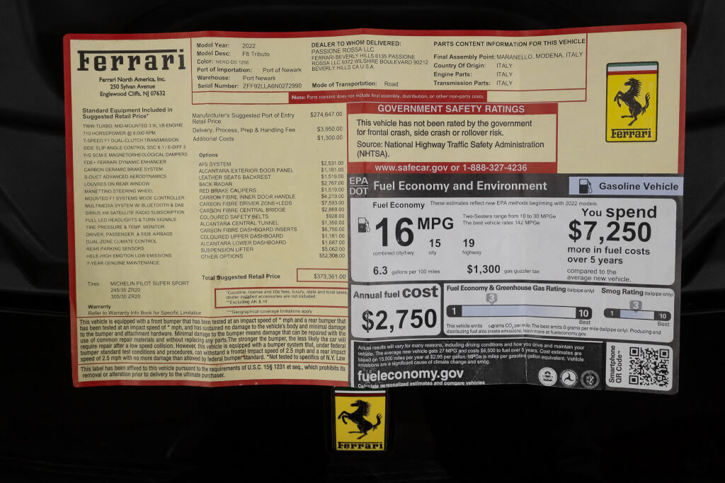 Used 2022 Ferrari F8 Tributo RWD image 24