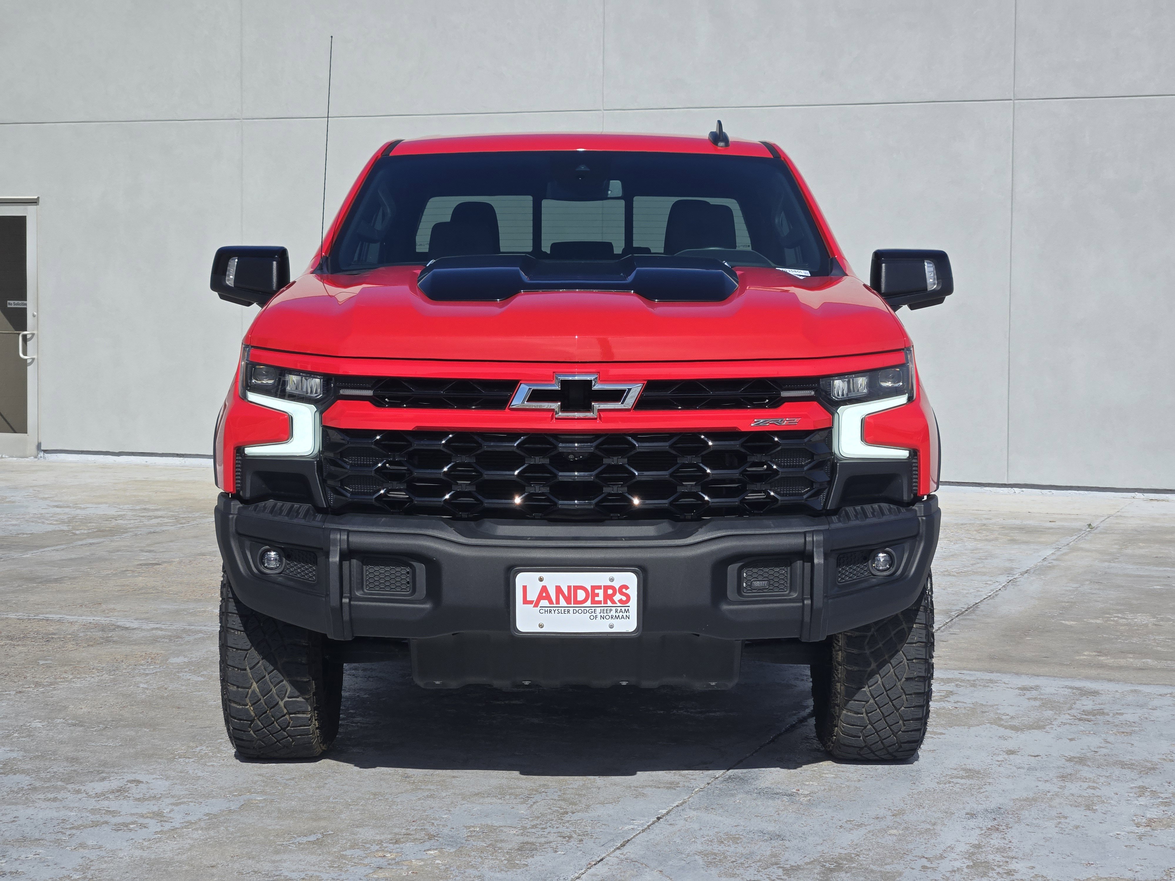 Used 2023 Chevrolet Silverado 1500 ZR2 w/ ZR2 Bison Edition AWD/4WD image 3