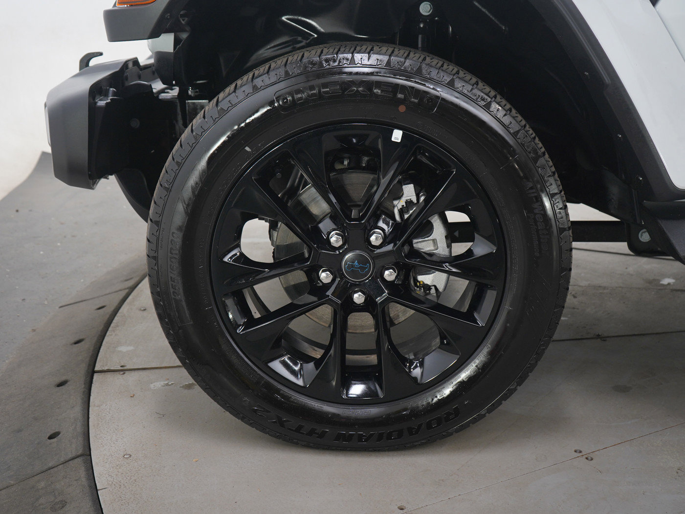 Used 2025 Jeep Wrangler Unlimited Sahara image 25