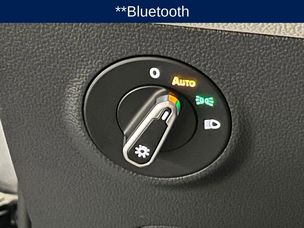 Used 2025 Volkswagen Taos S AWD/4WD image 15