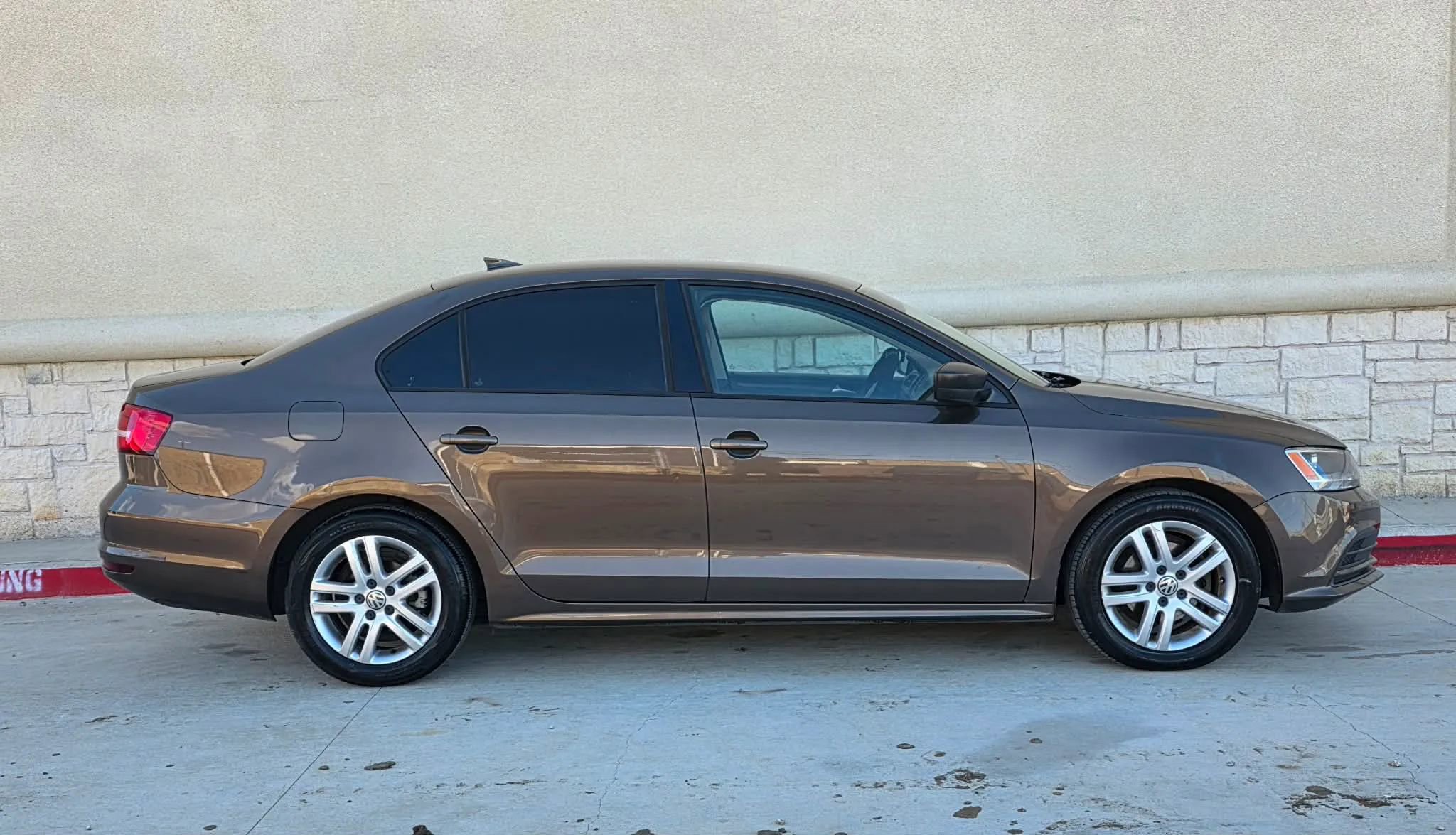 Used 2015 Volkswagen Jetta S w/ Welcome Package FWD image 2