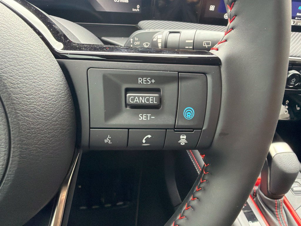 New 2027 Nissan Kicks SR AWD/4WD image 25