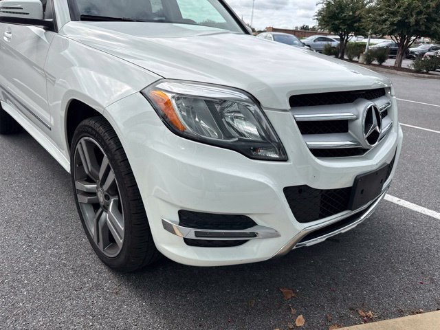 Used 2015 Mercedes-Benz GLK 350 4MATIC image 4