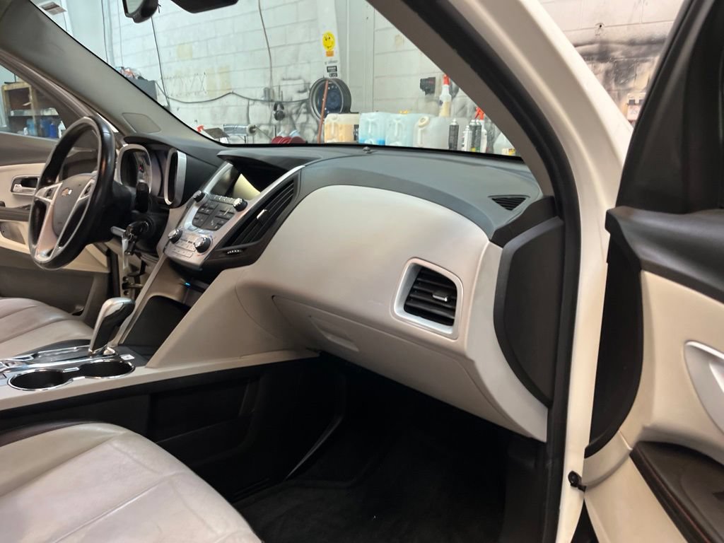 Used 2015 Chevrolet Equinox LT w/ Power Convenience Package FWD image 34