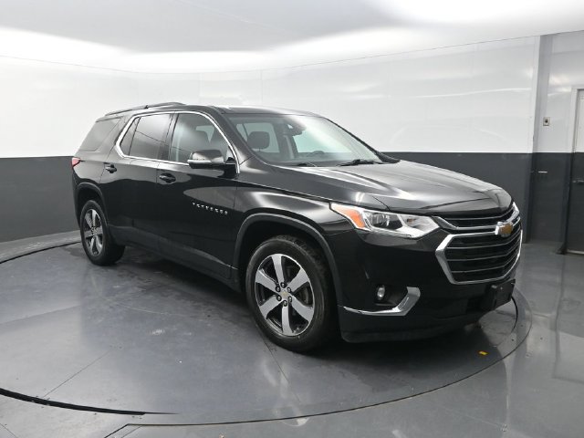 Used 2020 Chevrolet Traverse LT w/ LT Premium Package AWD/4WD image 10