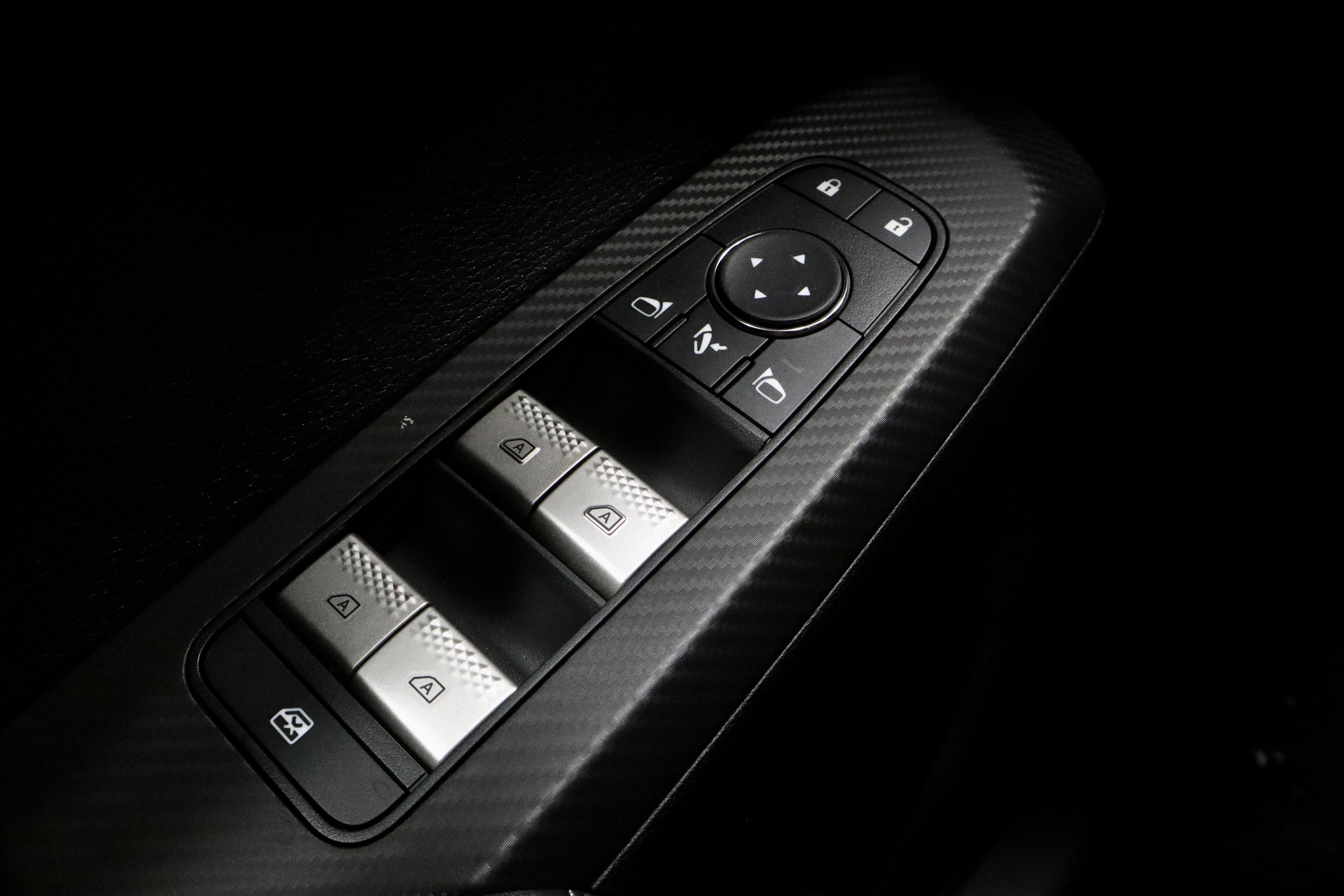 New 2025 Mitsubishi Outlander SEL Black Edition image 18