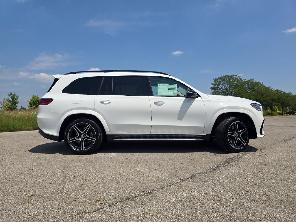 New 2026 Mercedes-Benz GLS 450 4MATIC image 17