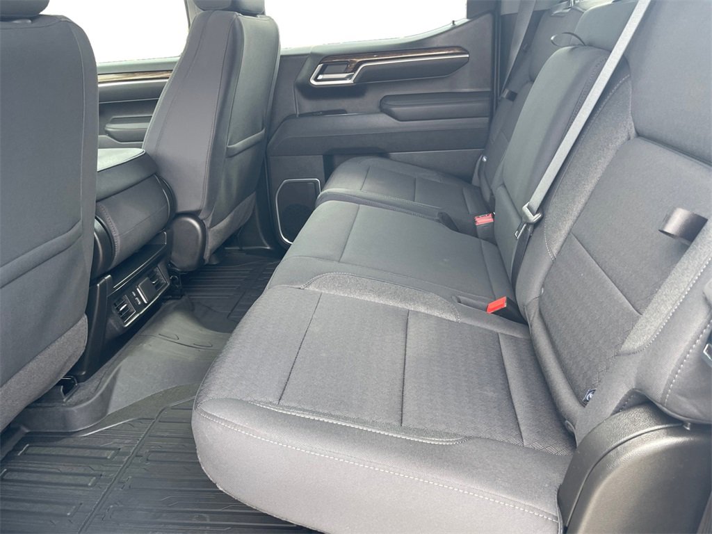 New 2026 GMC Sierra 1500 Elevation w/ LPO, Elevation Black Package image 24