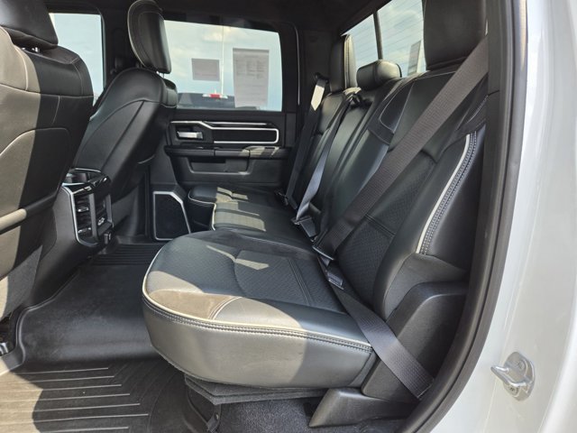 Used 2020 RAM 2500 Laramie w/ Night Edition AWD/4WD image 30
