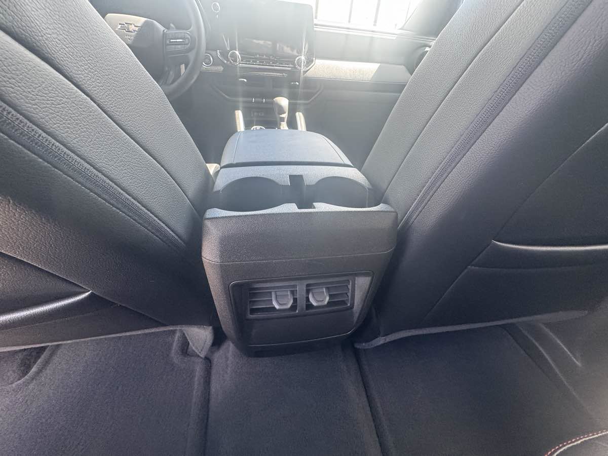 Used 2026 Chevrolet Colorado Trail Boss AWD/4WD image 23