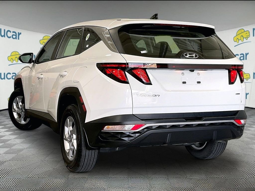 Used 2023 Hyundai Tucson SE AWD/4WD image 4
