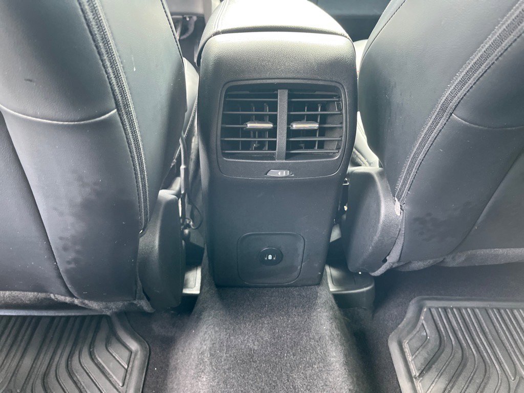 Used 2023 Ford Escape Platinum image 11