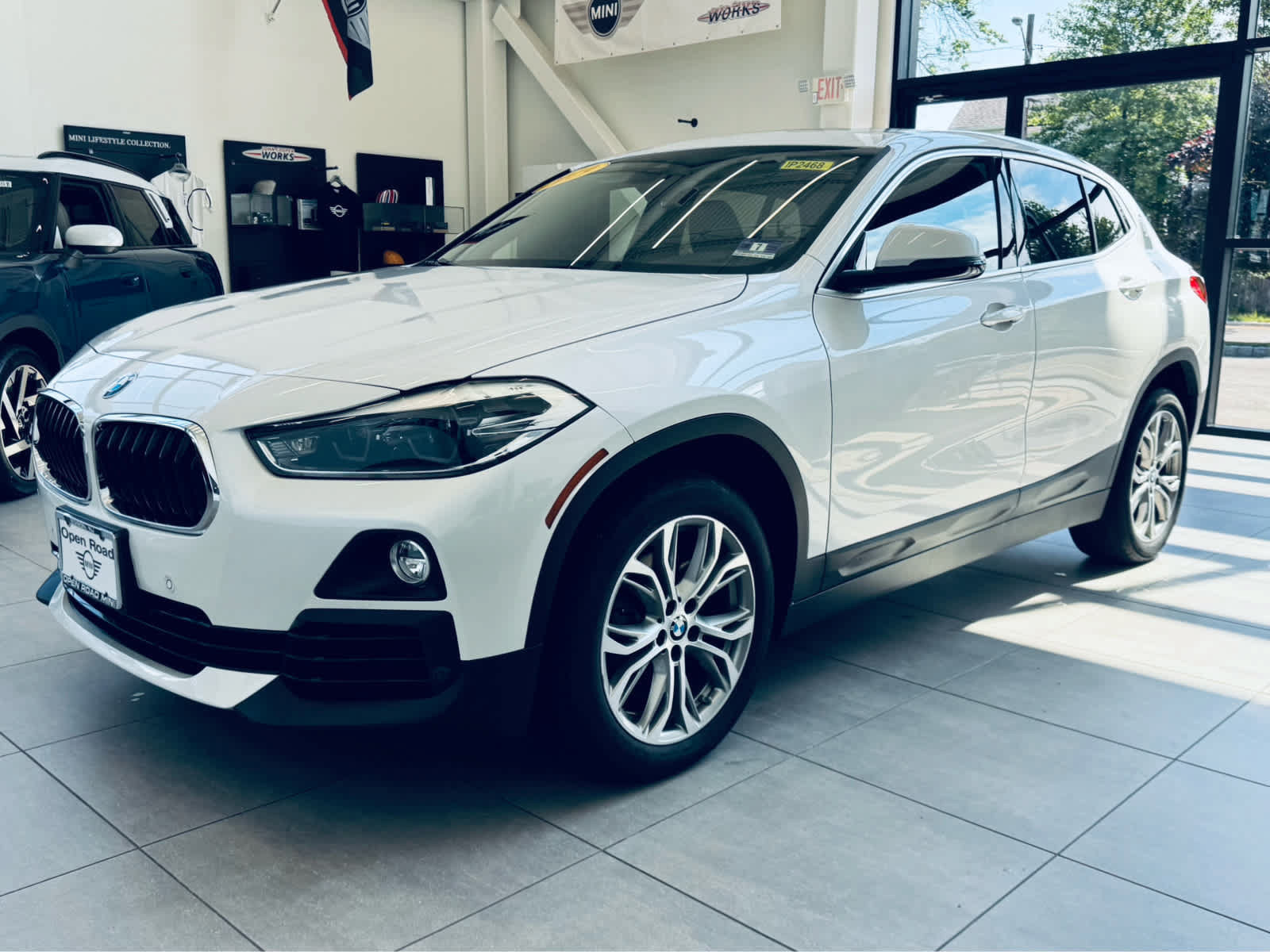 Used 2019 BMW X2 xDrive28i w/ Convenience Package AWD/4WD image 2