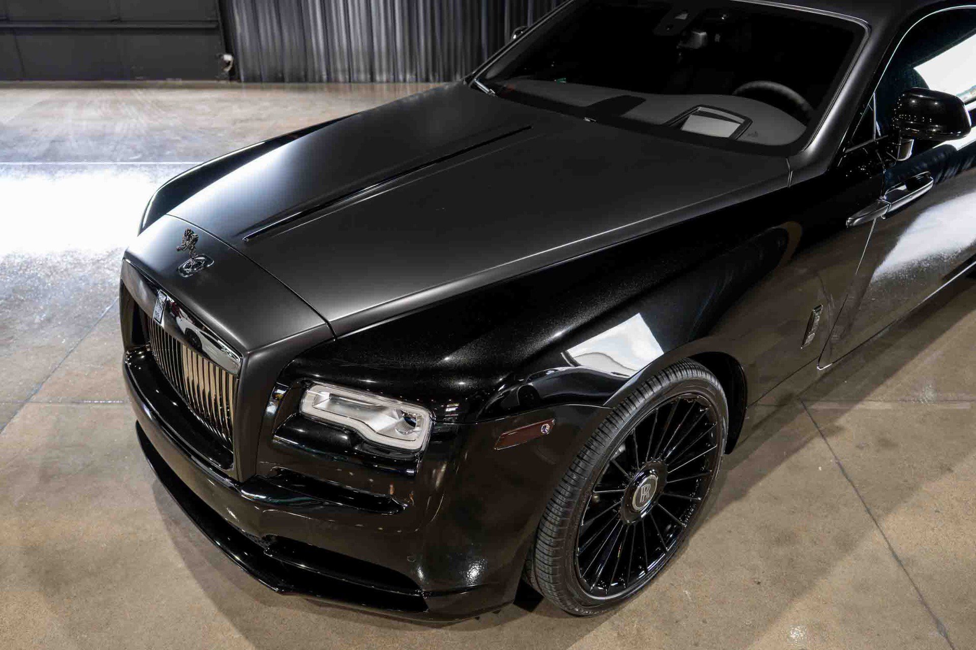 Used 2020 Rolls-Royce Wraith RWD image 33