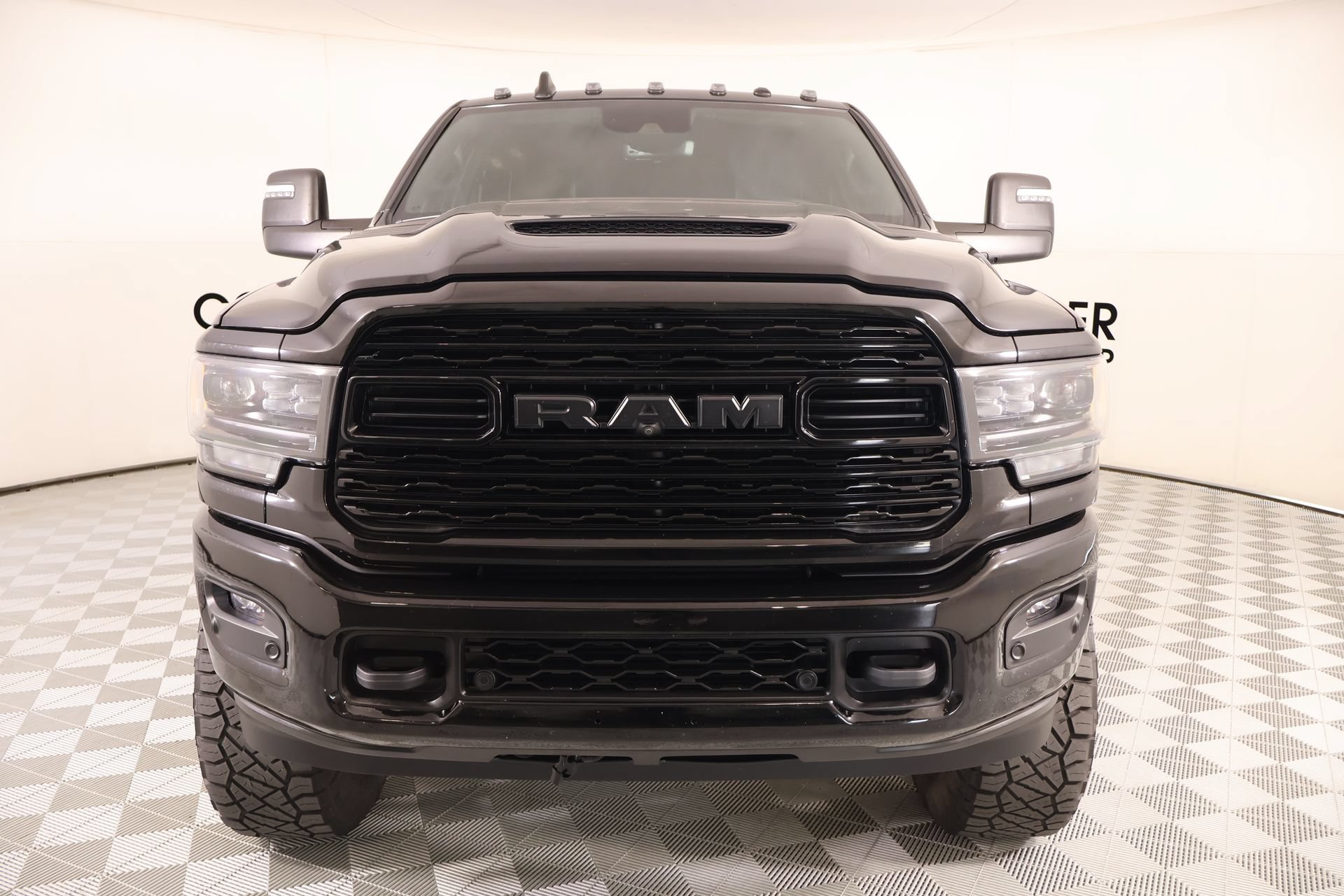 Used 2024 RAM 2500 Limited AWD/4WD image 10