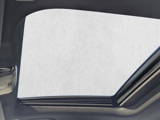 New 2026 BMW 330i xDrive Sedan w/ M Sport Package image 5