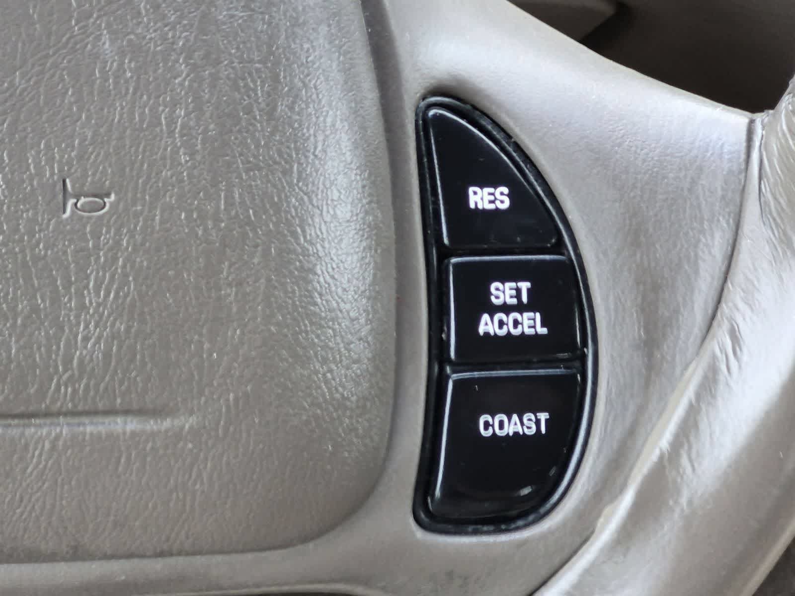 Used 2004 Mercury Grand Marquis LS RWD image 24