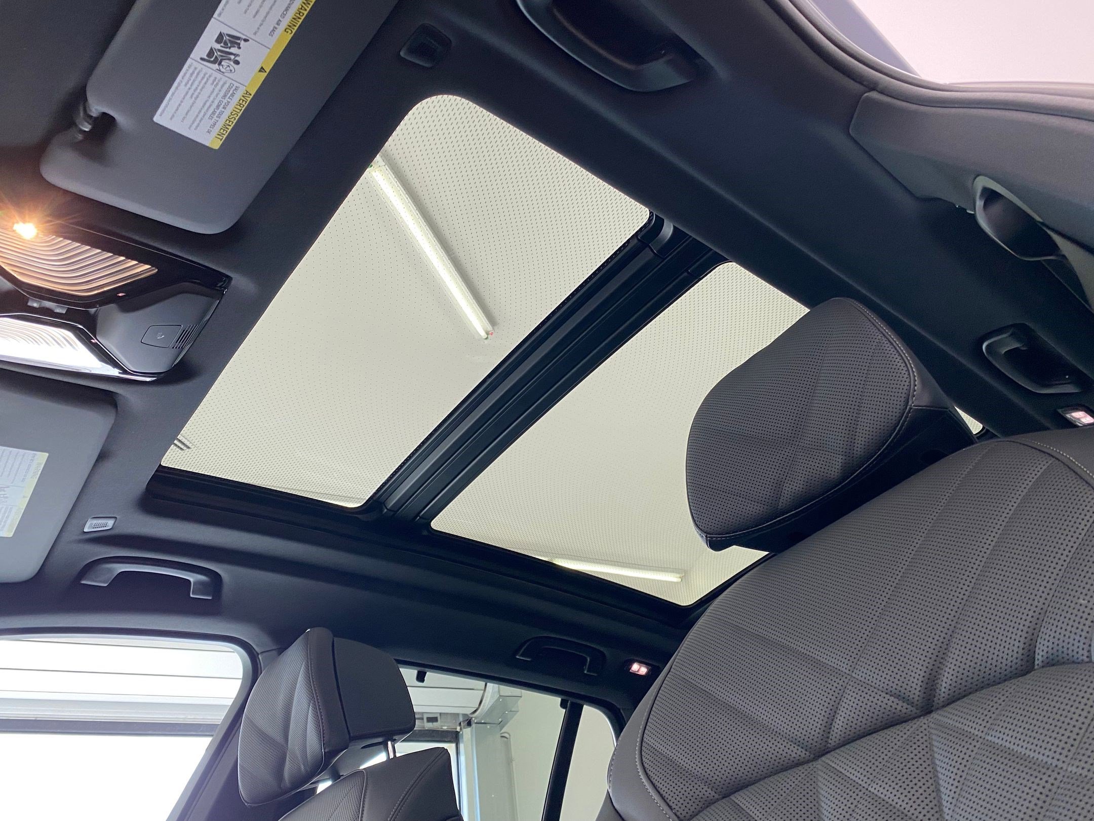 New 2026 BMW X5 xDrive50e w/ Executive Package image 15