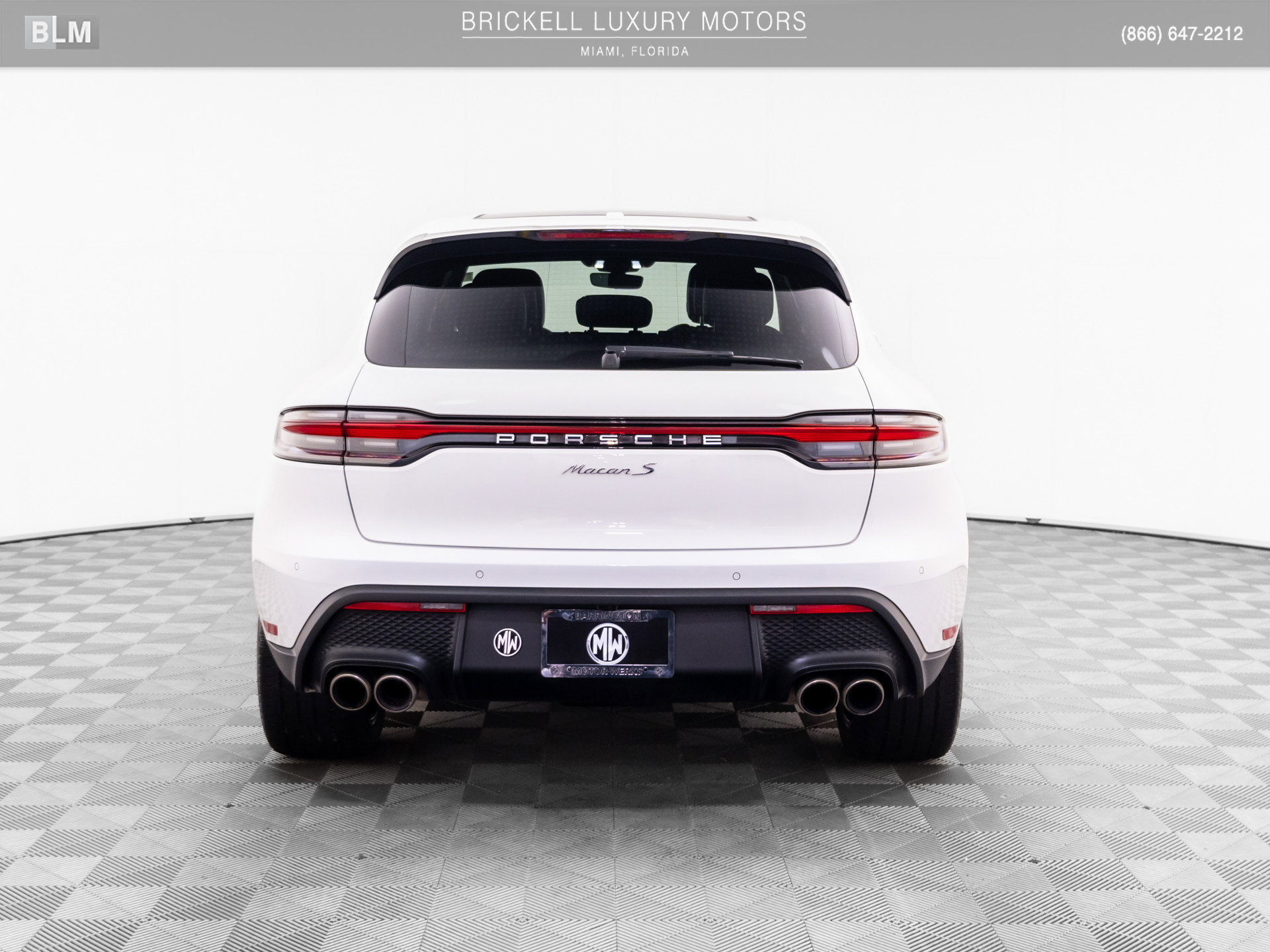 Used 2023 Porsche Macan S AWD/4WD image 5