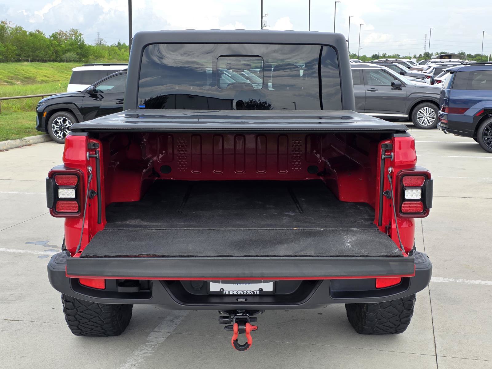 Used 2020 Jeep Gladiator Overland AWD/4WD image 8