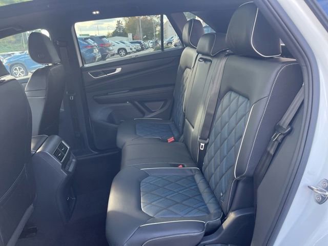 New 2026 Volkswagen Atlas Cross Sport SEL Premium R-Line image 28