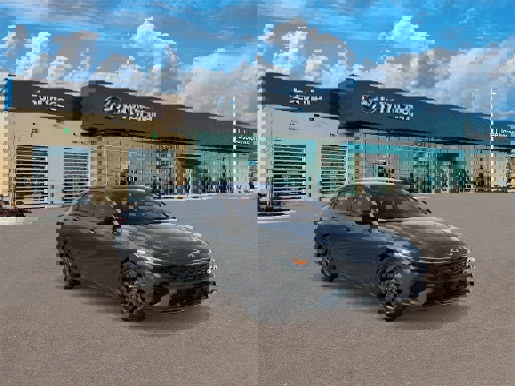 New 2026 Hyundai Elantra Sport image 2