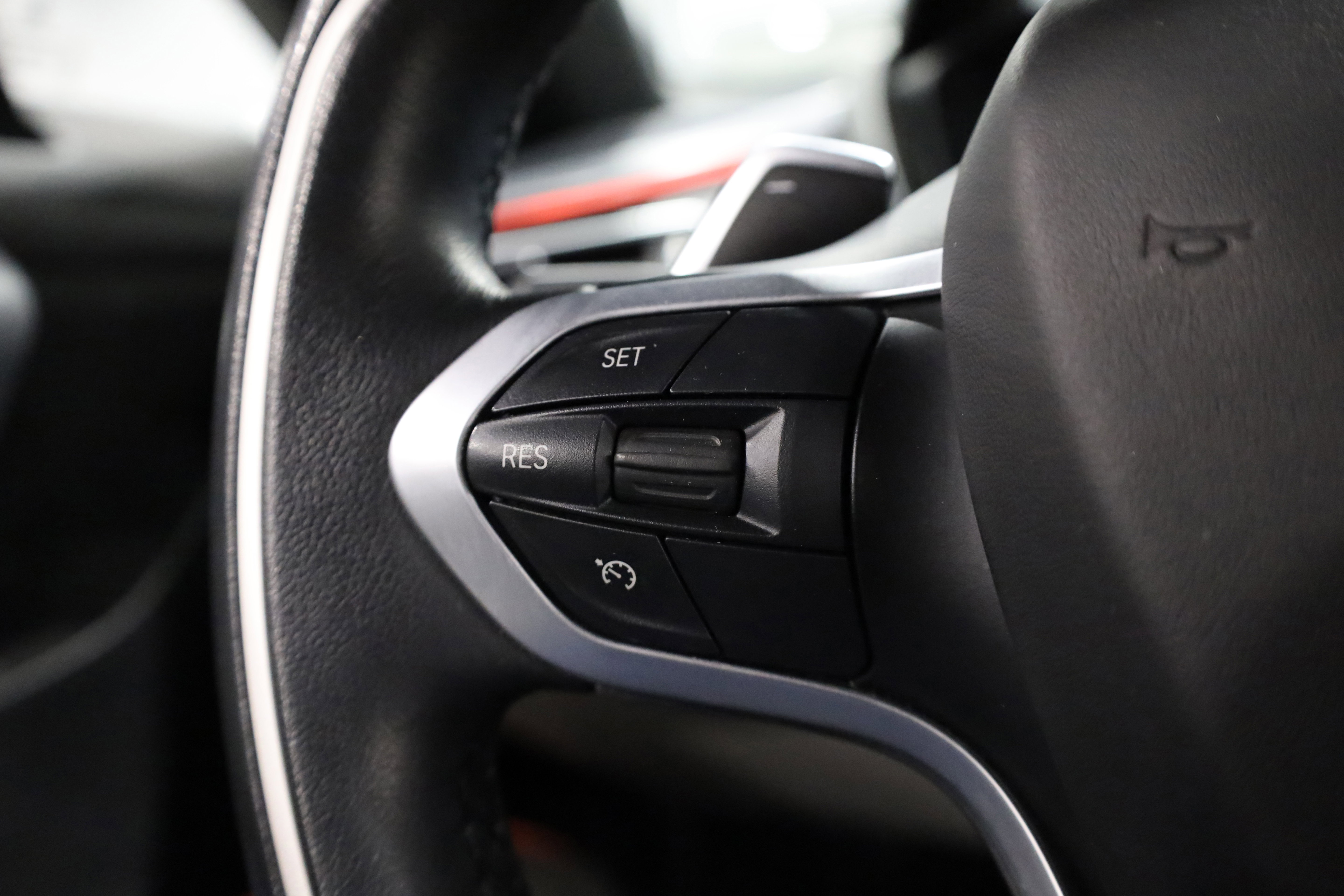 Used 2015 BMW i8 image 25