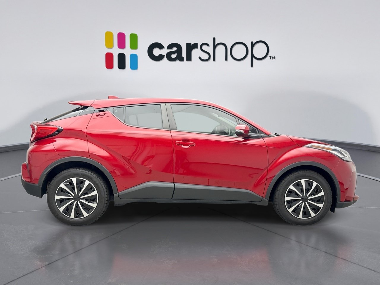 Used 2020 Toyota C-HR LE FWD image 6