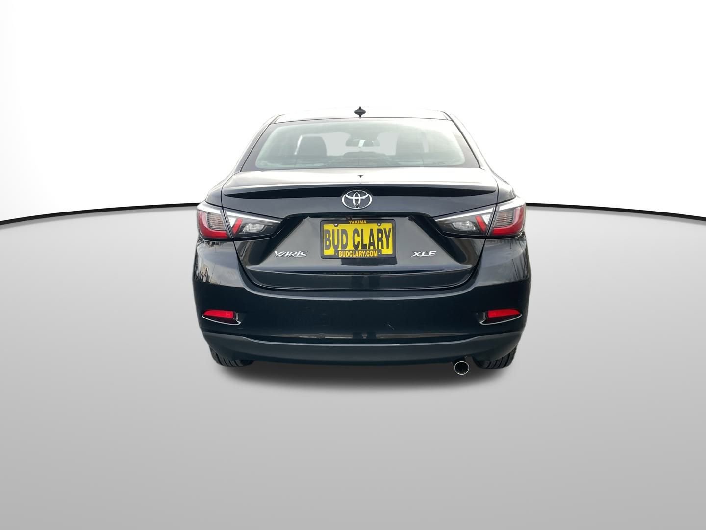 Used 2019 Toyota Yaris XLE image 5