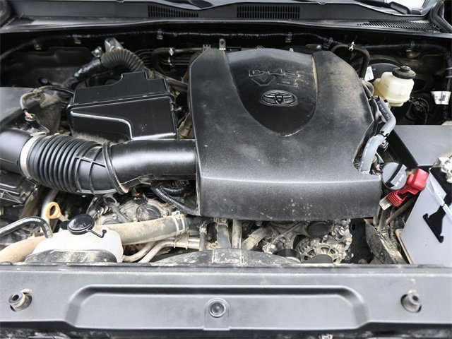 Used 2020 Toyota Tacoma SR image 33