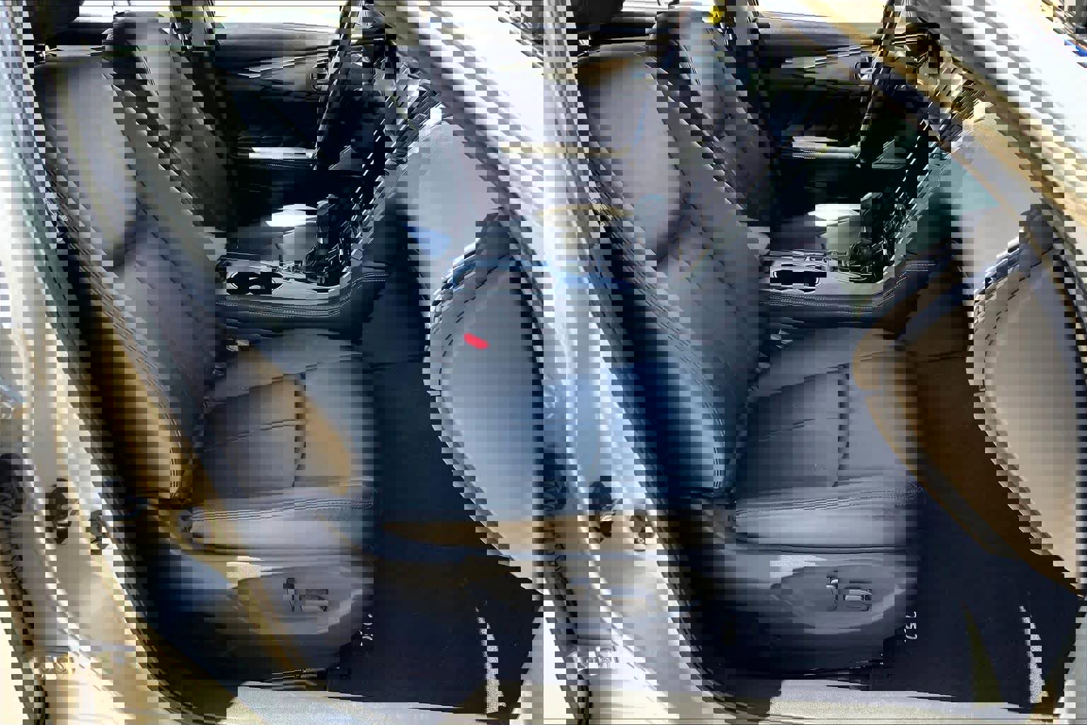 Used 2017 INFINITI Q50 Premium w/ 2.0T Premium Plus Package image 9