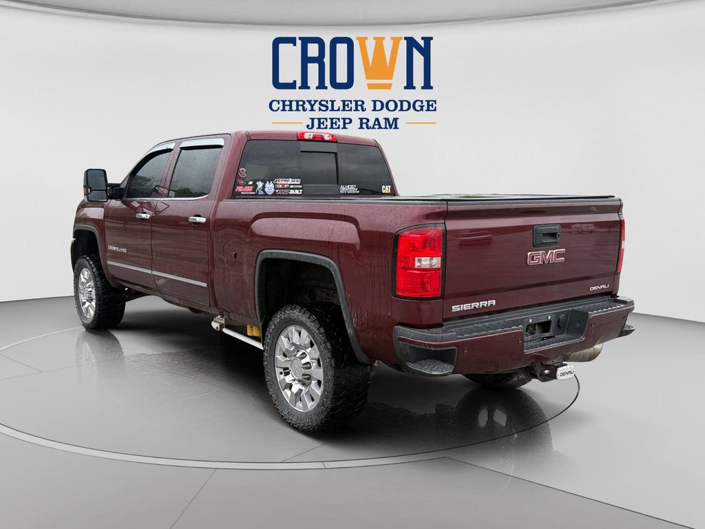 Used 2016 GMC Sierra 2500 Denali w/ Duramax Plus Package AWD/4WD image 5