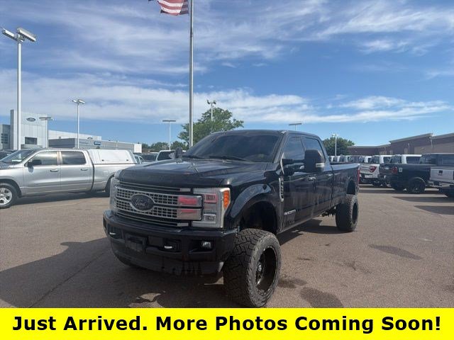 Used 2017 Ford F350 Platinum w/ Platinum Ultimate Package AWD/4WD image 1