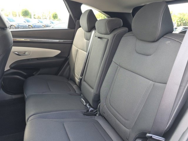 Certified 2022 Hyundai Tucson SEL w/ Cargo Package FWD image 7