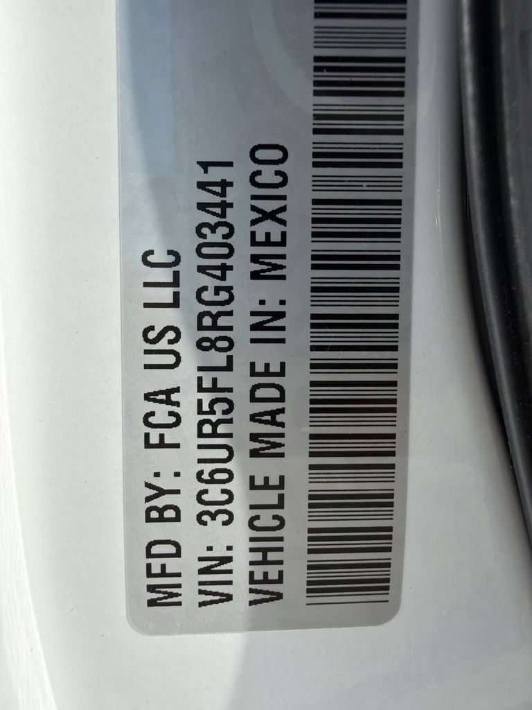 Used 2024 RAM 2500 Laramie AWD/4WD image 32