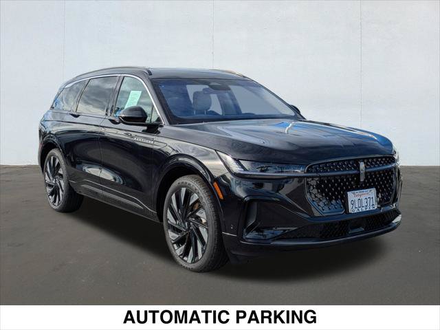 Used 2024 Lincoln Nautilus Black Label w/ Jet Appearance Package (87T) AWD/4WD image 7