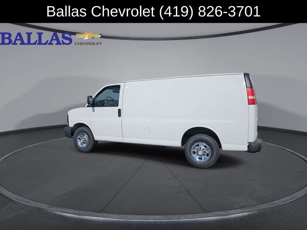 Used 2014 Chevrolet Express 2500 RWD image 6