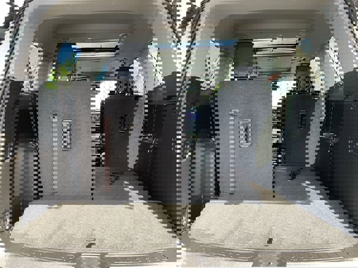 Used 2018 GMC Acadia SLT image 12