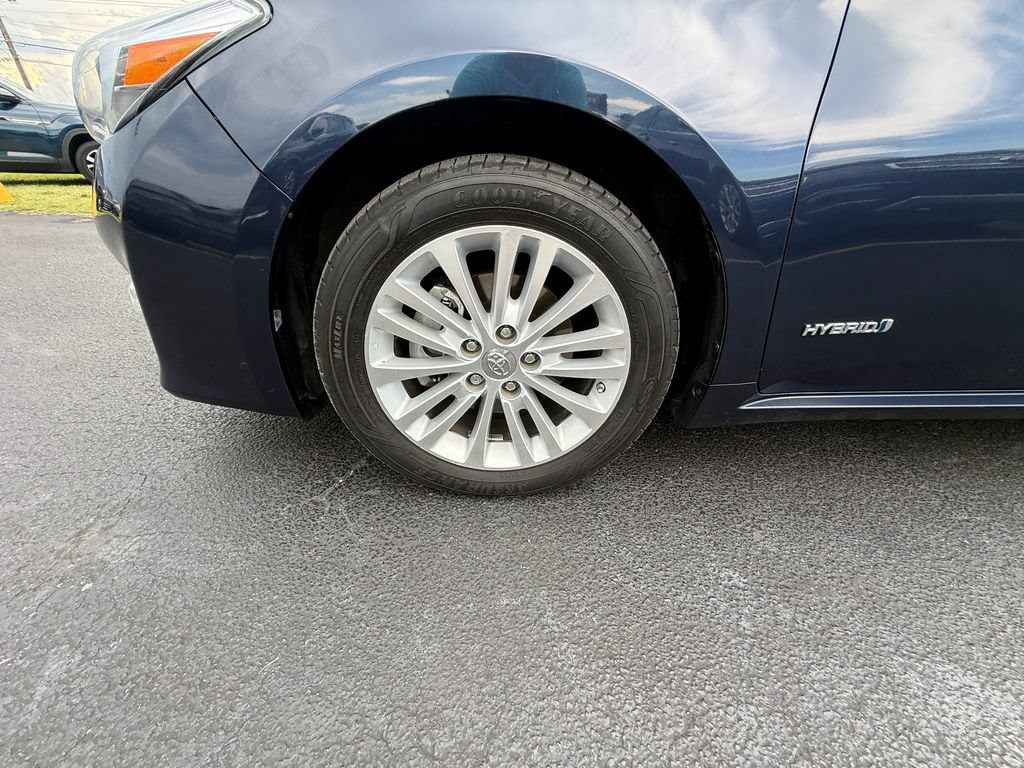 Used 2014 Toyota Avalon XLE Touring FWD image 9