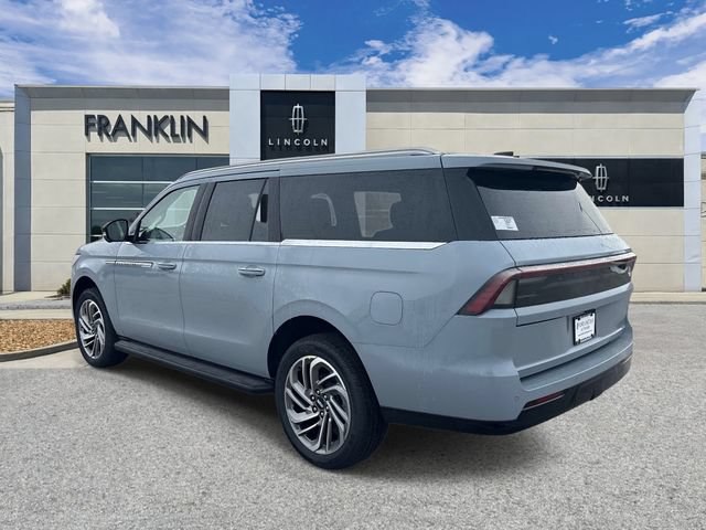 New 2026 Lincoln Navigator L Premier AWD/4WD image 5