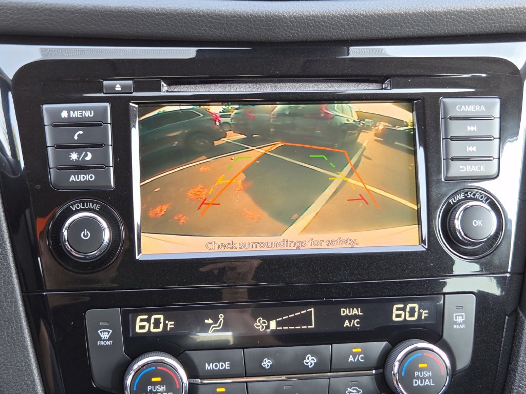 Used 2019 Nissan Rogue SV AWD/4WD image 10
