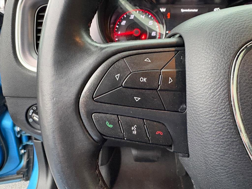 Used 2019 Dodge Charger SXT image 11