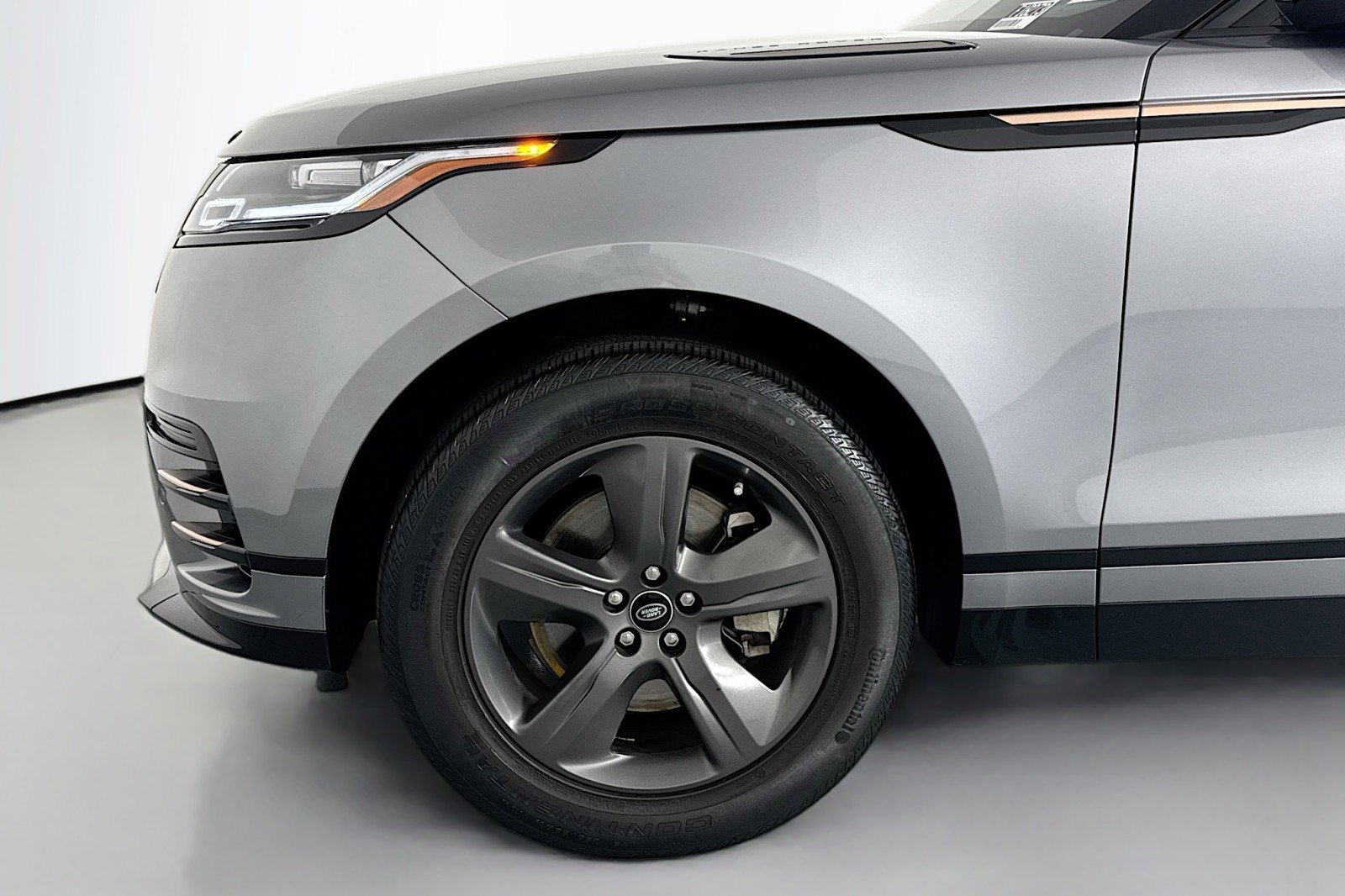 Used 2023 Land Rover Range Rover Velar R-Dynamic S AWD/4WD image 10
