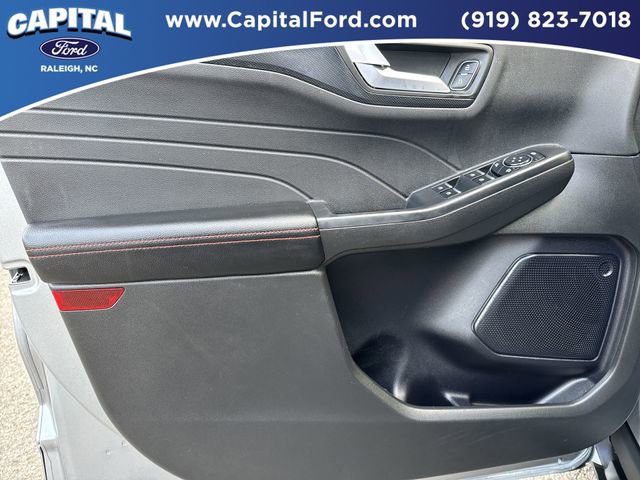 Certified 2024 Ford Escape ST-Line w/ Tech Pack #1 image 19