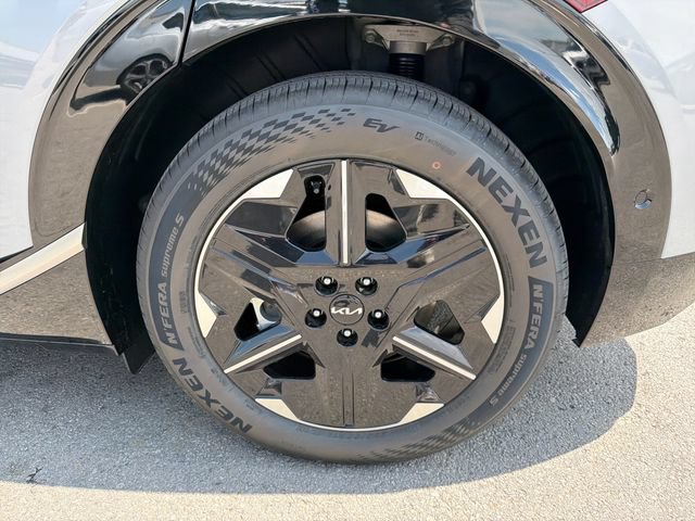 New 2026 Kia EV6 Wind AWD/4WD image 27
