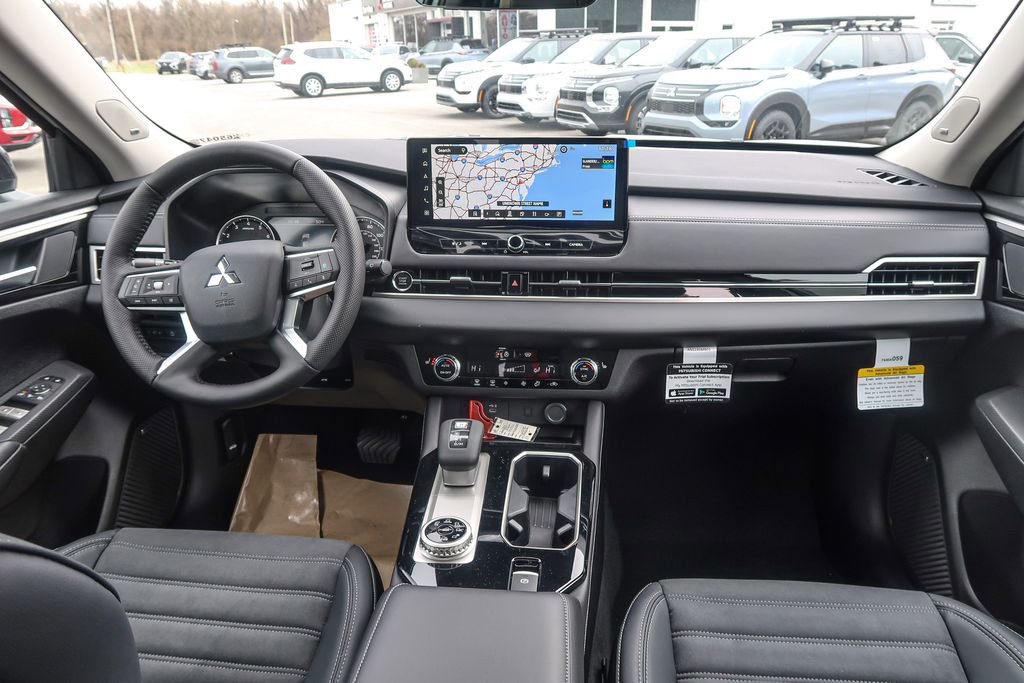 New 2026 Mitsubishi Outlander AWD image 19