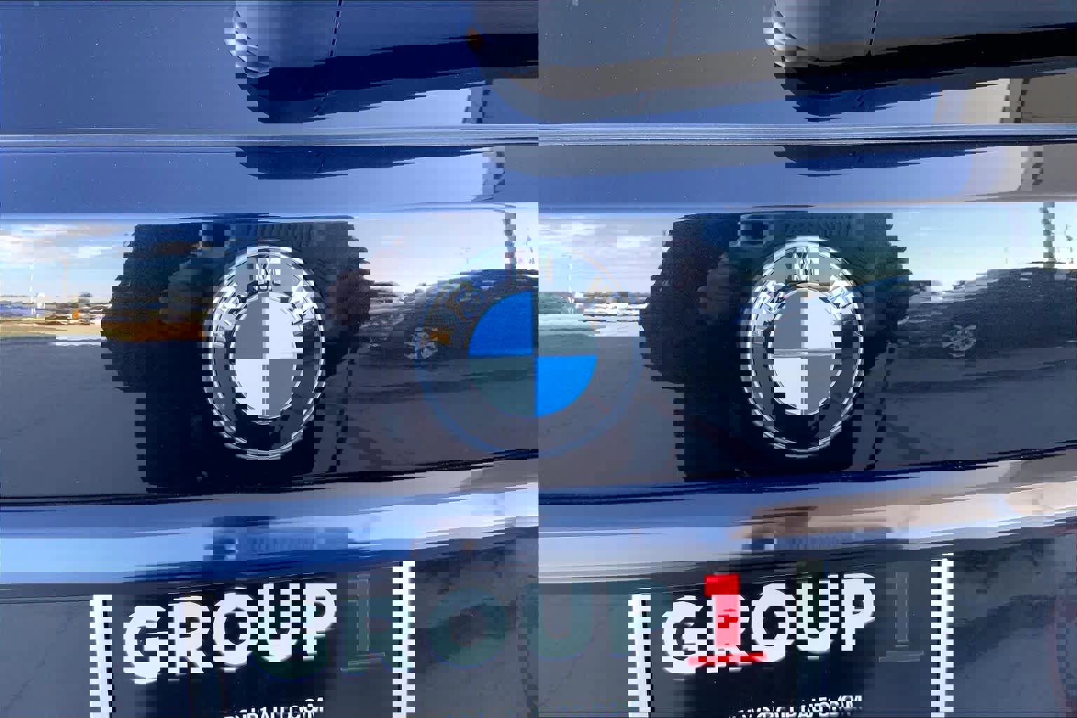 Used 2024 BMW X7 xDrive40i w/ M Sport Package image 9