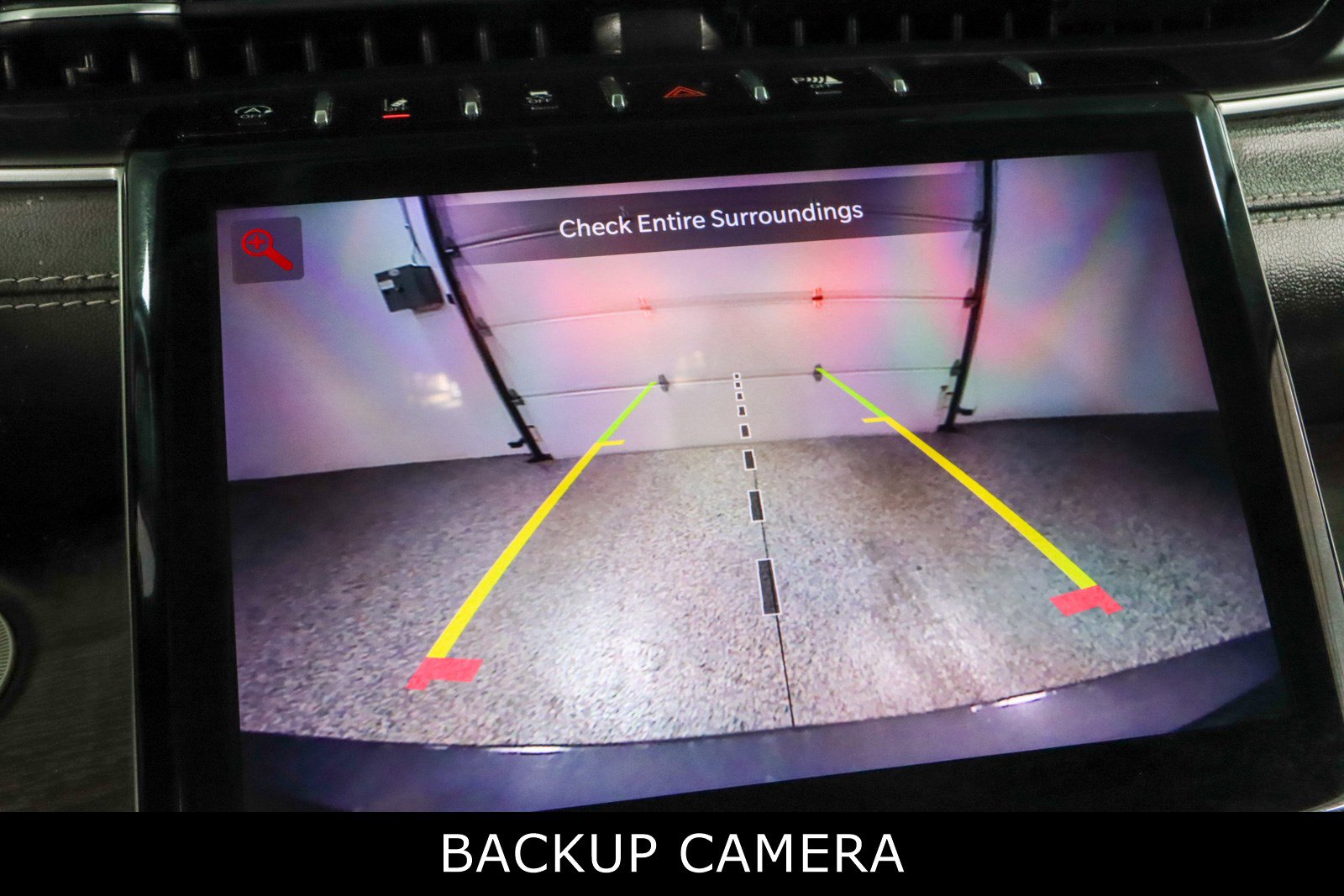 Used 2022 Jeep Grand Cherokee L Limited w/ Black Appearance Package image 19