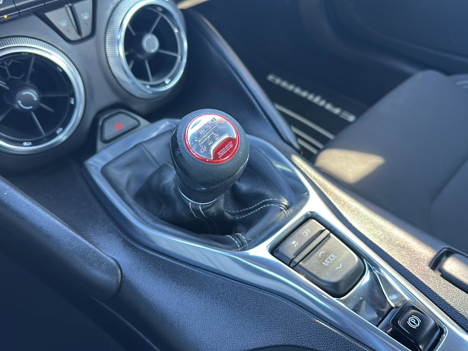 Used 2018 Chevrolet Camaro SS w/ Redline Edition image 30