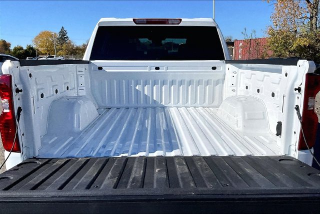 Used 2026 Chevrolet Silverado 1500 LT AWD/4WD image 34